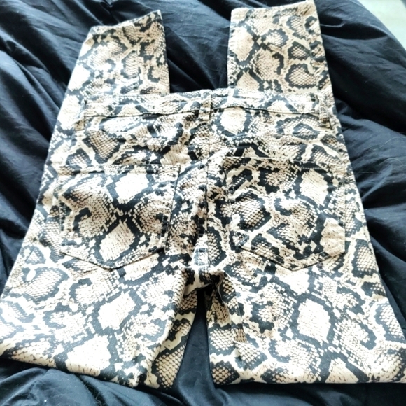Zara Tan Snakeskin Print  Jean's - Picture 9 of 10